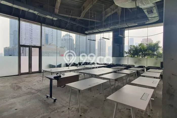 Unit Komersial Disewakan di scbd di Area Ramai & Strategis Unit Komersial Disewakan di scbd di Area Ramai & Strategis