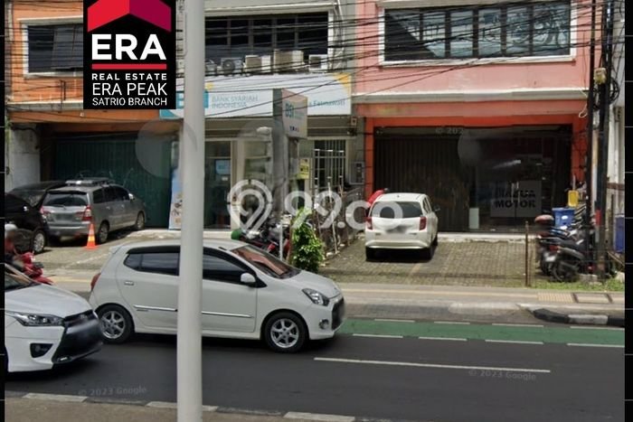 Disewakan Ruko di Kawasan Ramai Cipete Luas 300m2 Disewakan Ruko di Kawasan Ramai Cipete Luas 300m2