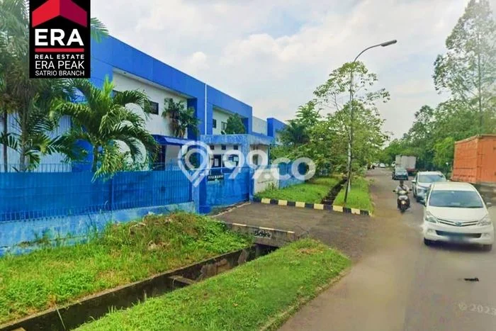 Disewakan Gudang di Kawasan Ramai Jababeka Luas 1000m2 Disewakan Gudang di Kawasan Ramai Jababeka Luas 1000m2