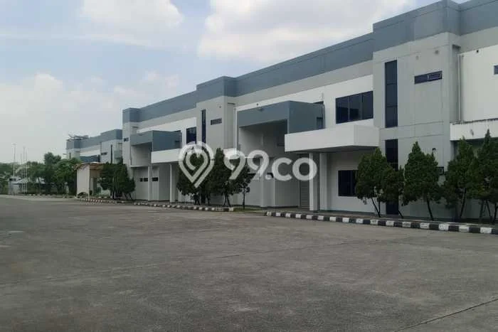 Gudang Disewa di Bekasi dengan LB 1283m2 Area Komersial Ramai Gudang Disewa di Bekasi dengan LB 1283m2 Area Komersial Ramai