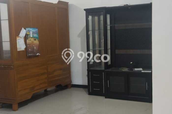 Disewakan! Rumah 5 Kamar Tidur &
8 Kamar Mandi di Bintara, Bekasi Disewakan! Rumah 5 Kamar Tidur &
8 Kamar Mandi di Bintara, Bekasi