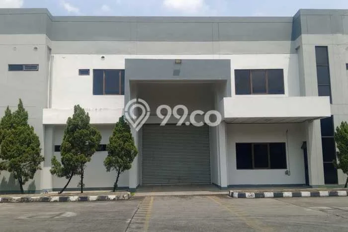 Gudang Disewa di Bekasi dengan LB 1283m2 Area Komersial Ramai Gudang Disewa di Bekasi dengan LB 1283m2 Area Komersial Ramai