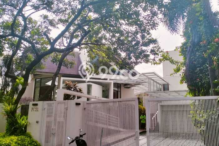 Jarang Ada! Rumah Sewa 4 Kamar Bagus Siap Huni Pondok Indah Jarang Ada! Rumah Sewa 4 Kamar Bagus Siap Huni Pondok Indah