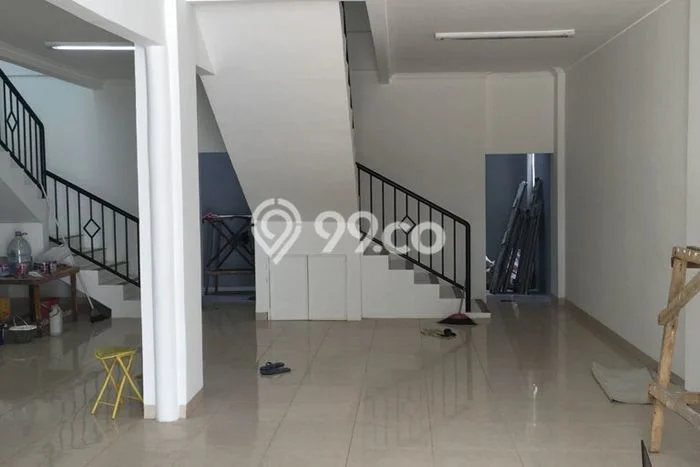 Unit Ruko Dijual di Jakarta Timur LT 328m2 & LB 570m2 Unit Ruko Dijual di Jakarta Timur LT 328m2 & LB 570m2