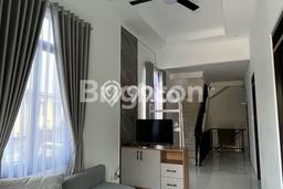 For Sale! Premium House LT 100m2 Desain Elegan di Jati Padang For Sale! Premium House LT 100m2 Desain Elegan di Jati Padang