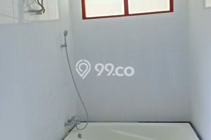 Disewakan Rumah Murah di Kerobokan Badung Punya 4 KT Disewakan Rumah Murah di Kerobokan Badung Punya 4 KT