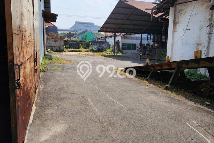 Unit Gudang Dijual di Gedangan Sidoarjo 2600m2 Unit Gudang Dijual di Gedangan Sidoarjo 2600m2