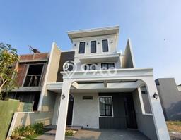 Rumah Elit Modern Tanpa Renovasi di Citraland Surabaya Rumah Elit Modern Tanpa Renovasi di Citraland Surabaya