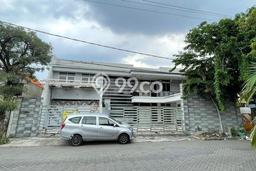 Ruko Dijual di Surabaya LT 630m2 & LB 750m2 Lokasi Terbaik! Ruko Dijual di Surabaya LT 630m2 & LB 750m2 Lokasi Terbaik!