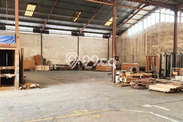 Unit Gudang Dijual di Gedangan Sidoarjo 2600m2 Unit Gudang Dijual di Gedangan Sidoarjo 2600m2