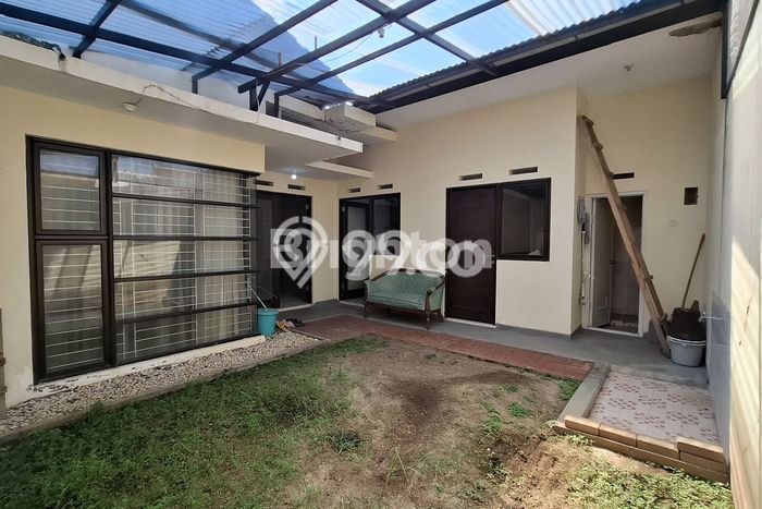 Rumah Luas Asri 3 KT Siap Huni di Villa Puncak Tidar Malang Rumah Luas Asri 3 KT Siap Huni di Villa Puncak Tidar Malang