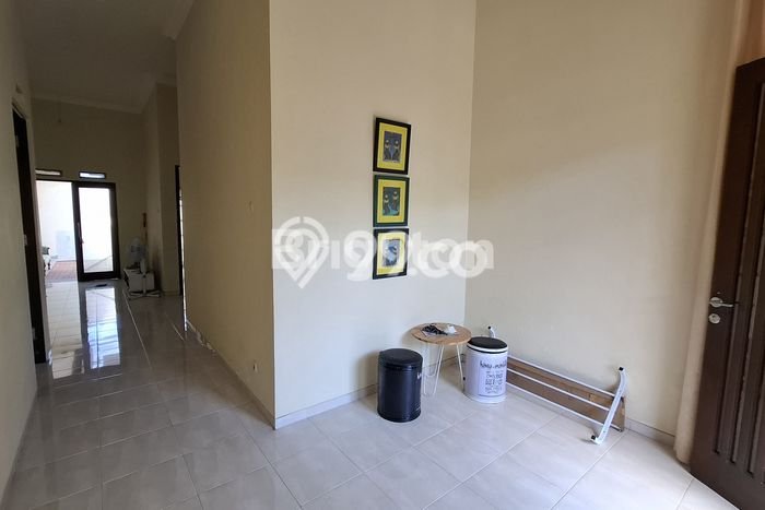 Rumah Luas Asri 3 KT Siap Huni di Villa Puncak Tidar Malang Rumah Luas Asri 3 KT Siap Huni di Villa Puncak Tidar Malang