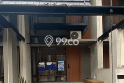 Disewakan Rumah Konsep Modern di BSD Tangerang Selatan dengan 2 Kamar Disewakan Rumah Konsep Modern di BSD Tangerang Selatan dengan 2 Kamar