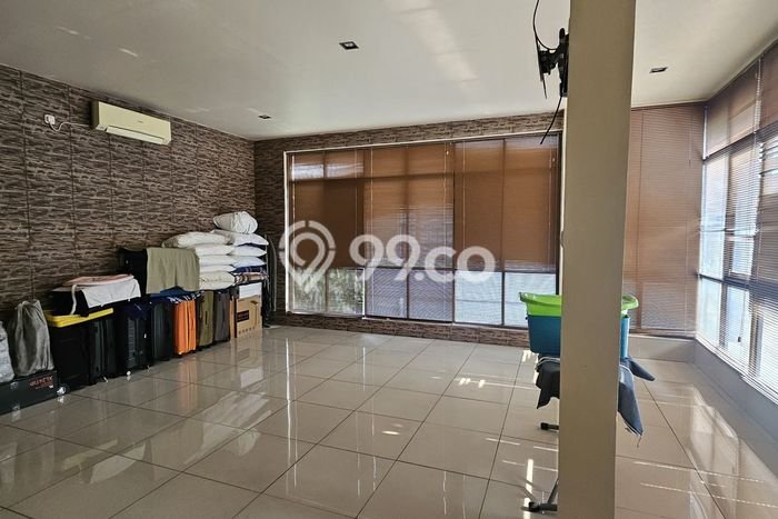 Rumah Elit Modern Siap Huni di Pantai Indah Kapuk Jakarta Utara Rumah Elit Modern Siap Huni di Pantai Indah Kapuk Jakarta Utara