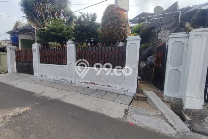 For Sale! Luxury House LT 204m2 Desain Elegan di Bukit Duri For Sale! Luxury House LT 204m2 Desain Elegan di Bukit Duri