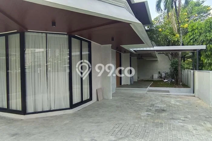 Jual Rumah Mewah Megah Dengan View Eksklusif di Pondok Indah, Jakarta Selatan Jual Rumah Mewah Megah Dengan View Eksklusif di Pondok Indah, Jakarta Selatan
