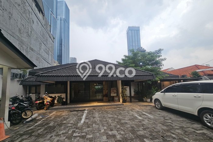 Komersial disewakan lokasi strategis Menteng Jakarta Pusat 500m2 Komersial disewakan lokasi strategis Menteng Jakarta Pusat 500m2