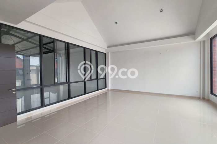 Unit Komersial Disewakan di Jakarta Utara Area Strategis Harga Kompetitif Unit Komersial Disewakan di Jakarta Utara Area Strategis Harga Kompetitif
