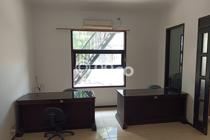 Gudang Favorit Dijual di Jambangan Surabaya Area Pusat Bisnis Gudang Favorit Dijual di Jambangan Surabaya Area Pusat Bisnis