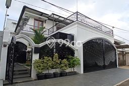 For Sale! Premium House LT 200m2 Desain Modern di Serpong Villa Melati Mas For Sale! Premium House LT 200m2 Desain Modern di Serpong Villa Melati Mas