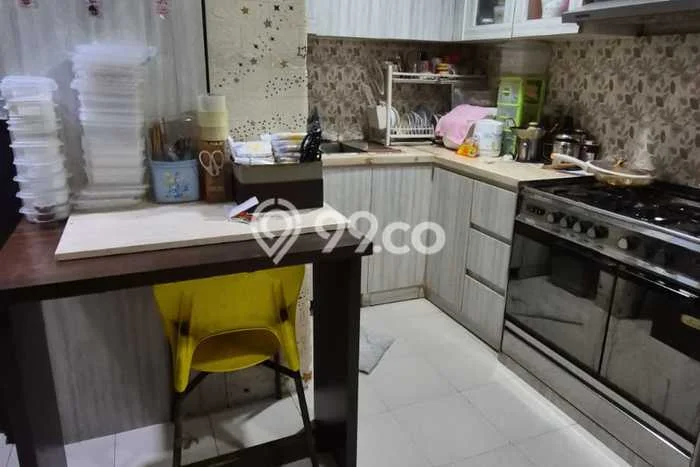 Rumah Elit Modern Tanpa Renovasi di Tanjung Duren Jakarta Barat Rumah Elit Modern Tanpa Renovasi di Tanjung Duren Jakarta Barat