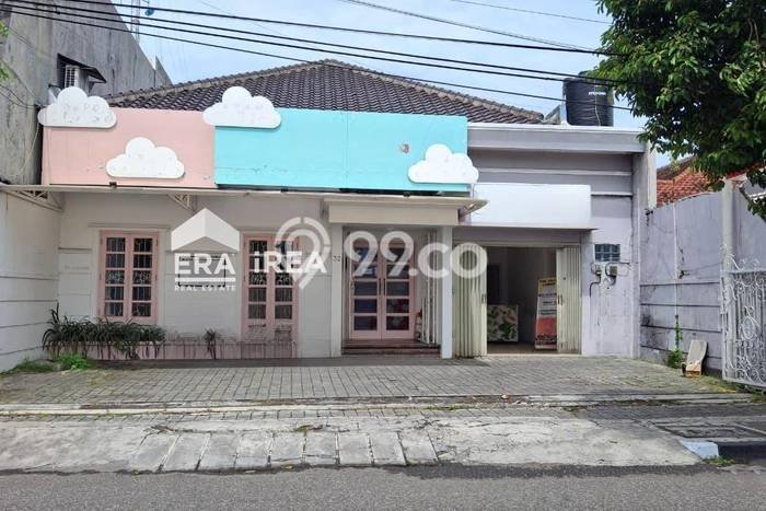 Untuk Dijual Komersial di Pakualaman Yogyakarta LT 324m2 / LB 250m2 Untuk Dijual Komersial di Pakualaman Yogyakarta LT 324m2 / LB 250m2