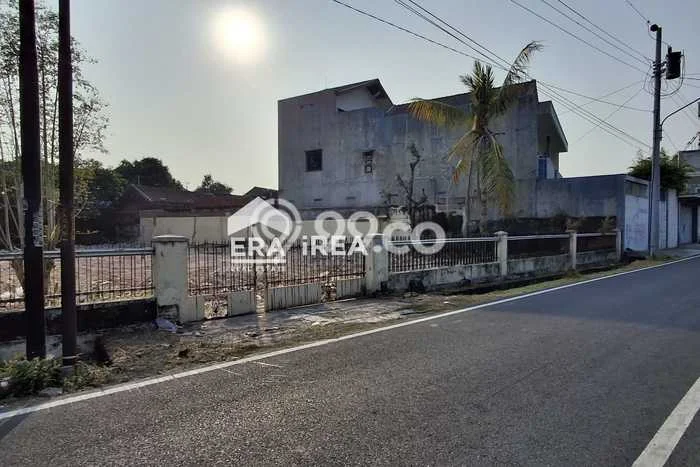 Untuk Dijual Tanah di Serengan Surakarta Luas 765m2 SHM Untuk Dijual Tanah di Serengan Surakarta Luas 765m2 SHM