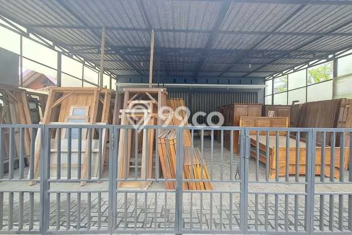 Unit Gudang Disewa Lokasi Prambanan, Sleman Spesifikasi Luas Bangunan 400m2 Unit Gudang Disewa Lokasi Prambanan, Sleman Spesifikasi Luas Bangunan 400m2