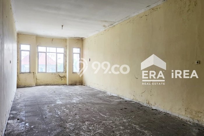 Ruko disewakan lokasi strategis Banjarsari Surakarta 124m2 Ruko disewakan lokasi strategis Banjarsari Surakarta 124m2