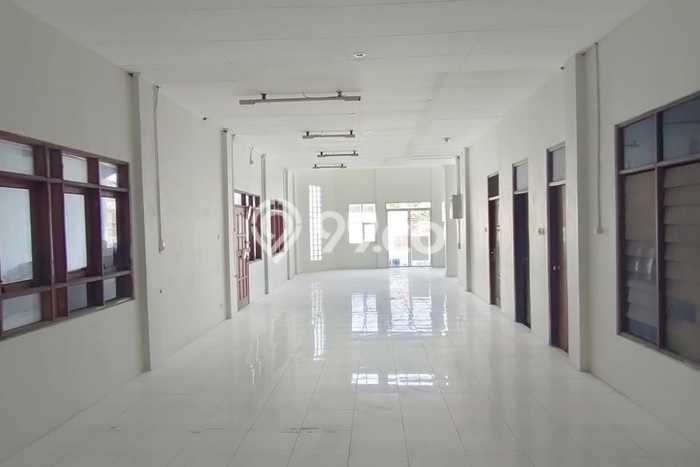 Disewakan Gudang di Pusat Kota Yogyakarta Ramai Strategis Disewakan Gudang di Pusat Kota Yogyakarta Ramai Strategis