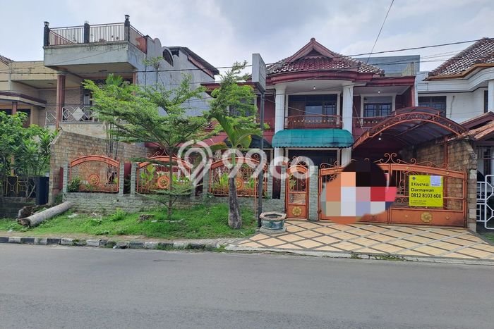 Disewakan! Rumah 6 Kamar Tidur &
4 Kamar Mandi di Cilendek, Bogor Disewakan! Rumah 6 Kamar Tidur &
4 Kamar Mandi di Cilendek, Bogor