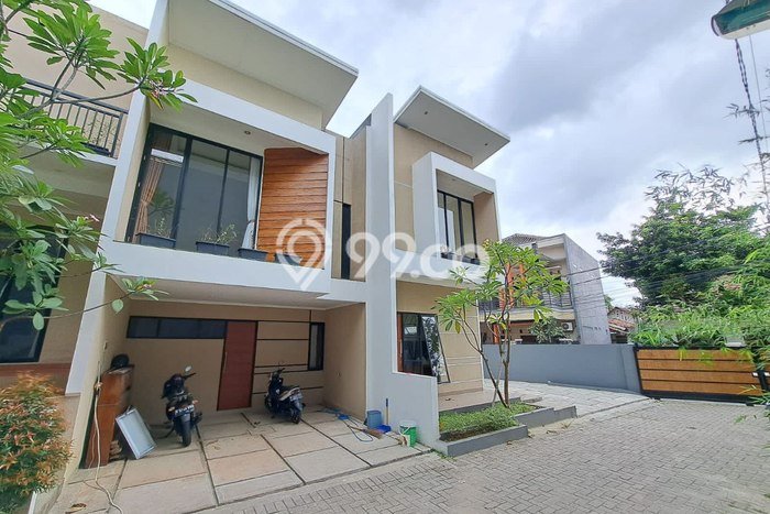 For Sale Hunian Rumah Terawat 3 Kamar di Condet, Jakarta Timur For Sale Hunian Rumah Terawat 3 Kamar di Condet, Jakarta Timur