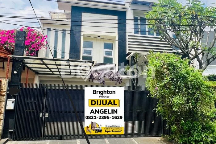 Rumah Elit Modern Siap Huni di Pondok Indah Jakarta Selatan Rumah Elit Modern Siap Huni di Pondok Indah Jakarta Selatan