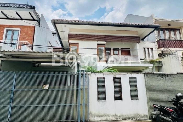 Rumah Elit Modern Siap Huni di Panglima Polim Jakarta Selatan Rumah Elit Modern Siap Huni di Panglima Polim Jakarta Selatan