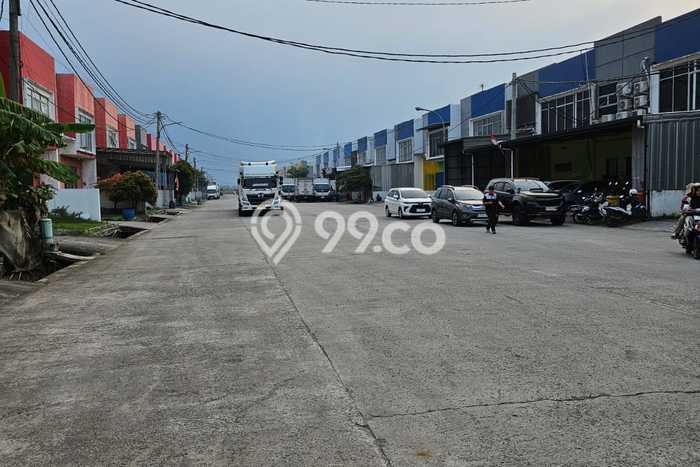 Gudang Dijual Lokasi Stratagis di Balaraja Tangerang Cocok untuk Investasi Gudang Dijual Lokasi Stratagis di Balaraja Tangerang Cocok untuk Investasi