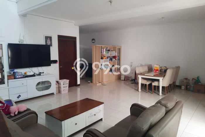 Jual Rumah Luas Elegan Dengan View Cantik di Cigadung, Bandung Jual Rumah Luas Elegan Dengan View Cantik di Cigadung, Bandung