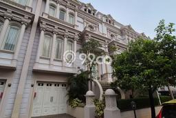 Hunian Apartemen Mewah & Eksklusif 4 BR di Kelapa Gading, Jakarta Utara Hunian Apartemen Mewah & Eksklusif 4 BR di Kelapa Gading, Jakarta Utara