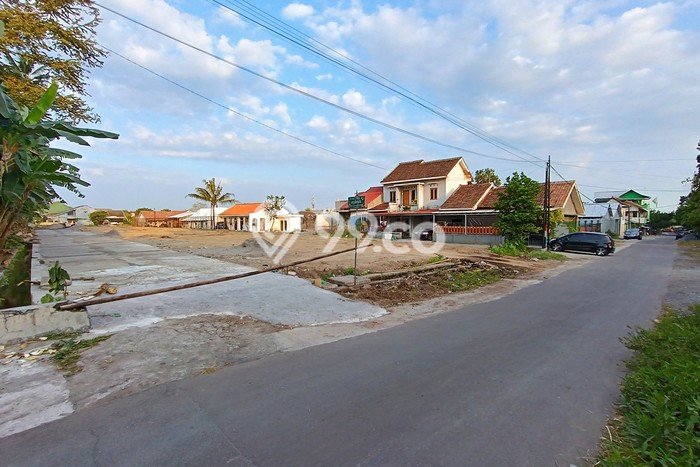 Tanah di Depok, Sleman Luas 200m2 Dijual Segera Tanah di Depok, Sleman Luas 200m2 Dijual Segera