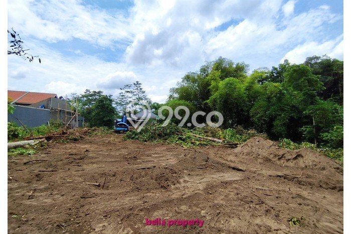 Dijual Tanah Lokasi Maguwoharjo, Yogyakarta Seluas 412m2 Dijual Tanah Lokasi Maguwoharjo, Yogyakarta Seluas 412m2