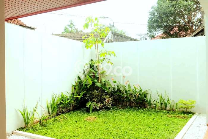 Dijual Rumah 4 Kamar Lokasi Ideal Bagus dan Strategis di Mlati Dijual Rumah 4 Kamar Lokasi Ideal Bagus dan Strategis di Mlati