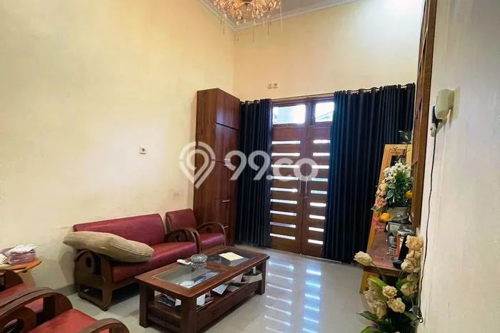 For Sale! Premium House LT 135m2 Desain Elegan di Caturtunggal For Sale! Premium House LT 135m2 Desain Elegan di Caturtunggal