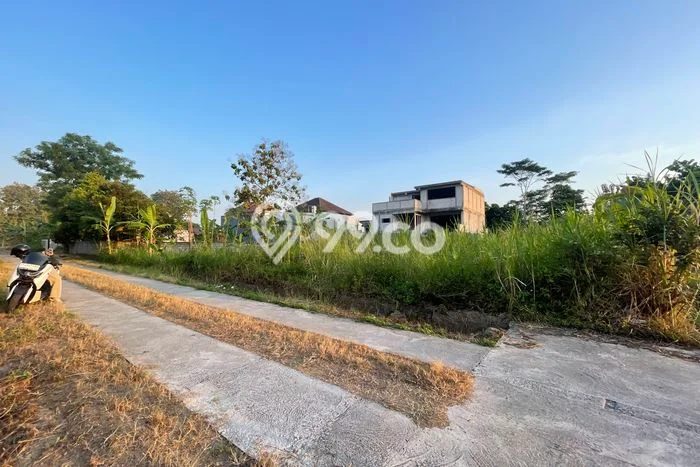 Tanah Komersial Dijual di Ngaglik Sleman 121m2 Tanah Komersial Dijual di Ngaglik Sleman 121m2