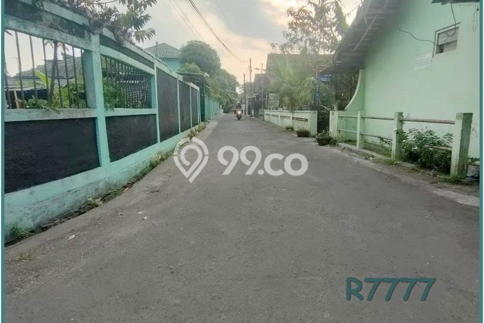 Tanah Jogjakarta, Dekat Kampus Stikes Notokusuman, Hook Tanah Jogjakarta, Dekat Kampus Stikes Notokusuman, Hook