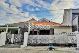Dijual Rumah Strategis Bagus Punya 4 KT di Wiyung Surabaya SHM Dijual Rumah Strategis Bagus Punya 4 KT di Wiyung Surabaya SHM