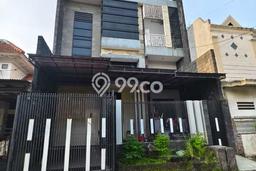 Rumah Modern Cantik 3 KT Bisa Langsung Pindah di Sidoarjo Rumah Modern Cantik 3 KT Bisa Langsung Pindah di Sidoarjo