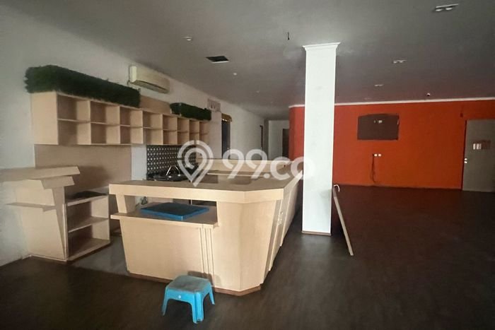 AREA KOMERSIAL! Komersial Disewakan Kawasan Pondok Pinang, Luas 700m², Jalan Utama, Siap Bisnis AREA KOMERSIAL! Komersial Disewakan Kawasan Pondok Pinang, Luas 700m², Jalan Utama, Siap Bisnis