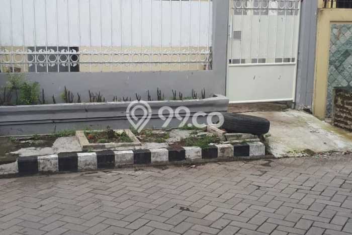 Dijual Cepat Rumah Favorit Siap Huni LB 85m2 di Tandes, Surabaya Dijual Cepat Rumah Favorit Siap Huni LB 85m2 di Tandes, Surabaya