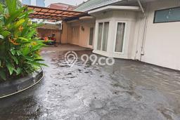 BEST CHOICE! Rumah di Menteng, 4 KM, Dekat Mall, LT 767m2m² Bangunan 700m2m² BEST CHOICE! Rumah di Menteng, 4 KM, Dekat Mall, LT 767m2m² Bangunan 700m2m²