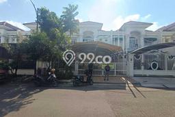 Jual Rumah Favorit Siap Huni LB 200m2 di Cakung, Jakarta Timur Jual Rumah Favorit Siap Huni LB 200m2 di Cakung, Jakarta Timur