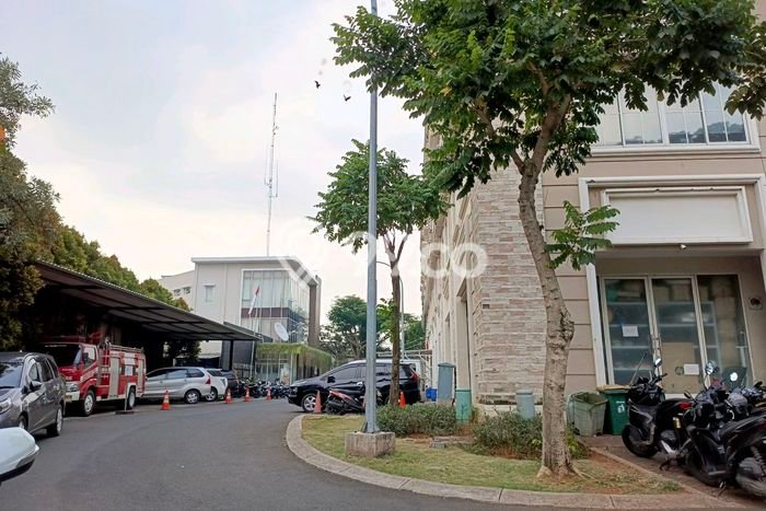 Dijual! Ruko di Green Lake City Jakarta Barat LT 90m2 / LB 320m2 Kawasan Bisnis Dijual! Ruko di Green Lake City Jakarta Barat LT 90m2 / LB 320m2 Kawasan Bisnis